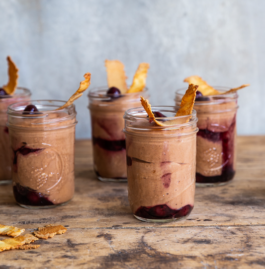 Nougatmousse med sprød marcipan